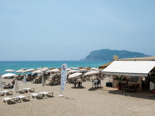 KAILA KRIZANTEM HOTEL