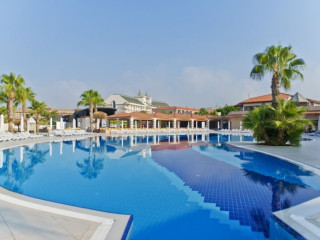 TRYP BY WYNDHAM ABU DHABI