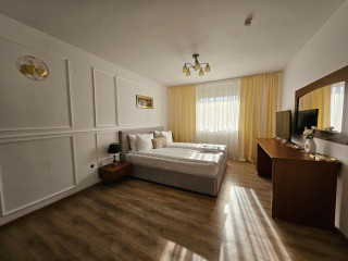Royal Plaza by TimHotels