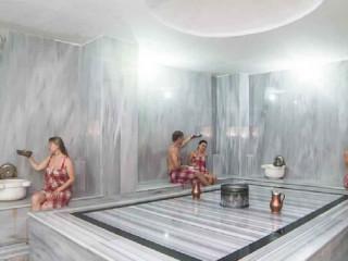 CONCORDIA CELES HOTEL.