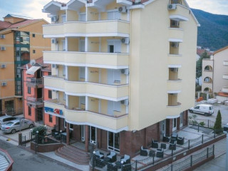 Hotel Mb (Budva)