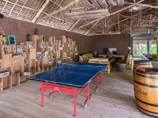 FUN BEACH HOTEL (JAMBIANI)