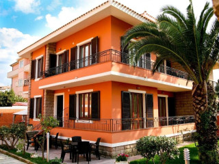 Villa Marogna Casa Vacanze Con Servizio Di Bed And Breakfast 