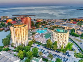 MERA RESORT