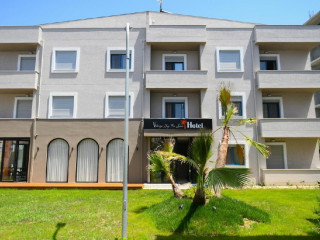 Village By The Sea (Golem)