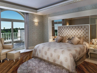 CM111Apparthotel