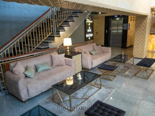 Paradiso Dreams Boutique