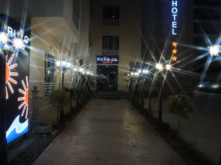 Ruxo Hotel
