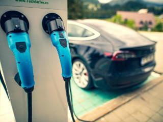 HOTEL PESTERA WELLNESS SPA. Moroeni Parcul Bucegi Cota 1610 