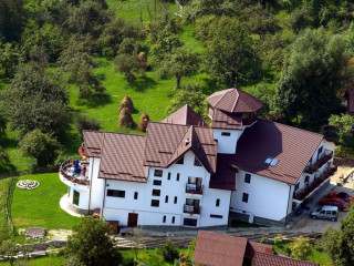 Transylvanian Inn (Predelut)