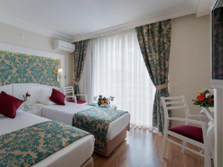 ALAIYE KLEOPATRA HOTEL.