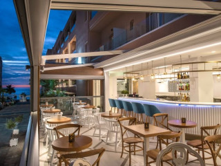 MARI KRISTIN BEACH HOTEL