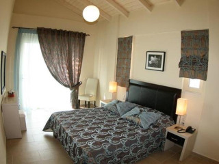 Rouda Village Studios and Apartments(Mykros Gialos)