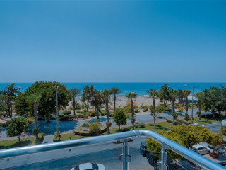 CLEOPATRA GOLDEN BEACH