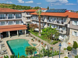 Sarantis Hotel