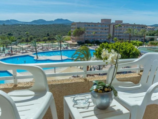Club Cala Romani