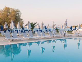 Alykanas Village (Alykanas)