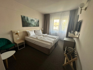 HOTEL BACOLUX SANTIS.