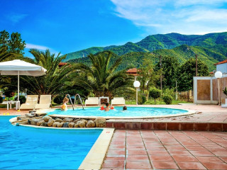 Stavros Beach Hotel, Stavros