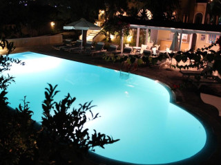 Alia (Kamari - Santorini)