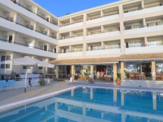 Elea Beach Hotel 