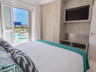 LIVVO Los Calderones 4* adults only