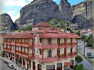 Famissi Hotel