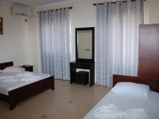 Hotel Rixhi (Sarande)