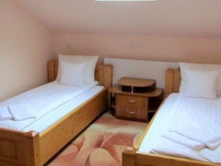 PENSIUNEA POPASUL DIN DEAL