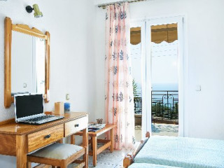 Lichnos Bay Village Hotel