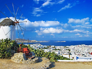 Periplu in Ciclade 3* (Mykonos-Paros-Naxos)