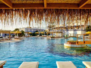 Serita Beach Resort (R)