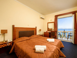 Pontikonisi Hotel ( Perama)