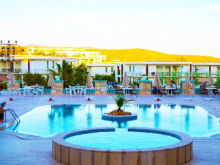 SUNPOINT FAMILY HOTEL