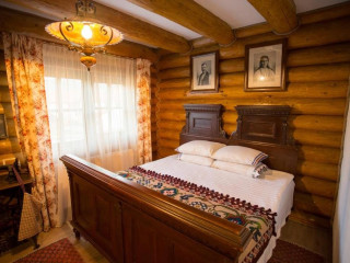 Conacul Maria Theresa ( Orlat ) 