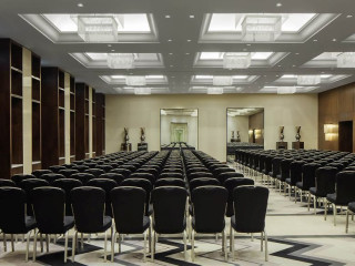 Pullman Jumeirah Lakes Towers Hotel Residence