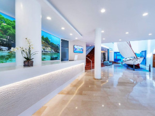 Aparthotel Fontanellas Playa