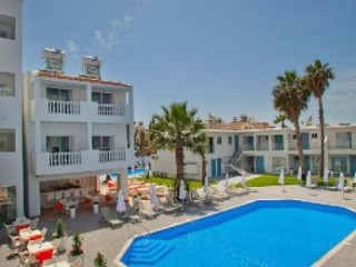 Princessa Vera Hotel Apartments 