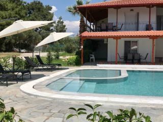 Village Mare Metaxia