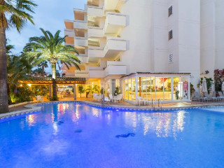 COOEE Aparthotel and Suites Cap De Mar