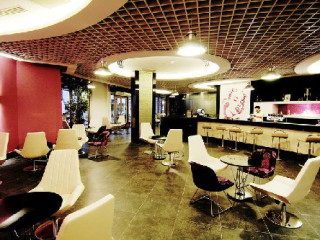 SEAMELIA BEACH RESORT