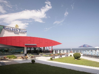 Zenith Conference SPA  corp Jupiter fara vedere la mare 