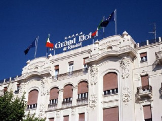 Grand Hotel