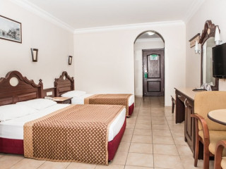 YUKA VILLAS COLLECTION