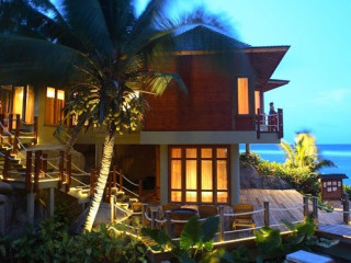 DoubleTree by Hilton Seychelles Allamanda Resort (LV)