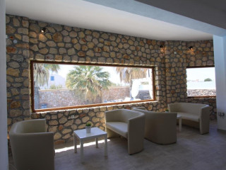 Iliada (Perivolos - Santorini) 