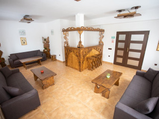 Complex Turistic La Nino