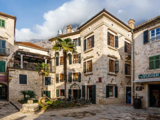 Hotel Monte Cristo (Old Town Kotor)