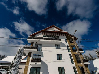 Hotel Hera