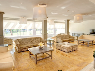 PROTUR VISTA BADIA APARTHOTEL